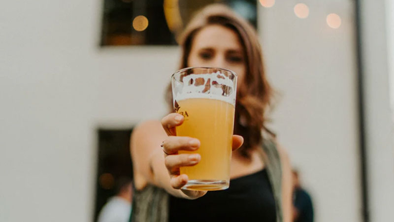 Draft Beer vs. Bottle Beer: Which is Better?